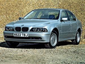 BMW 5-Series Sedan 2000 года (UK)